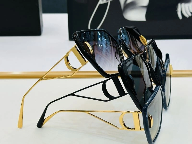 Christian Dior Sunglasses Stylish 278799
