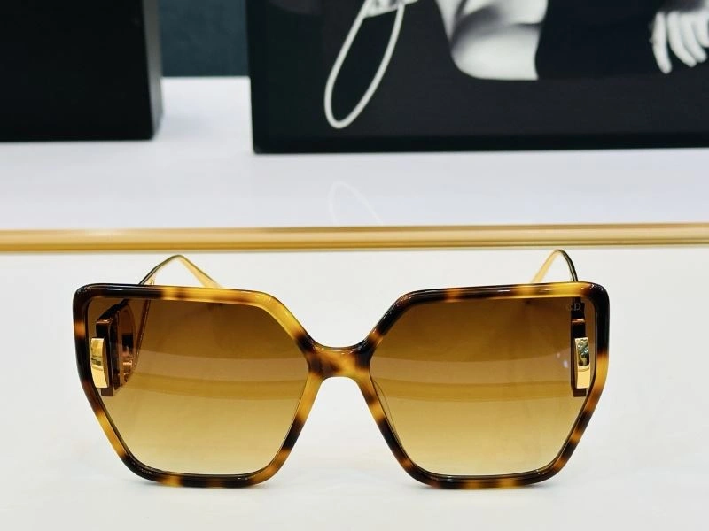Christian Dior Sunglasses Stylish 278799