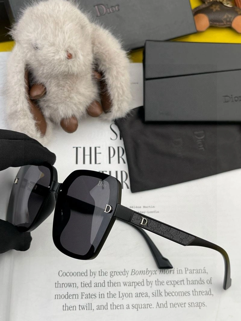 Christian Dior Sunglasses Minimalist 278797