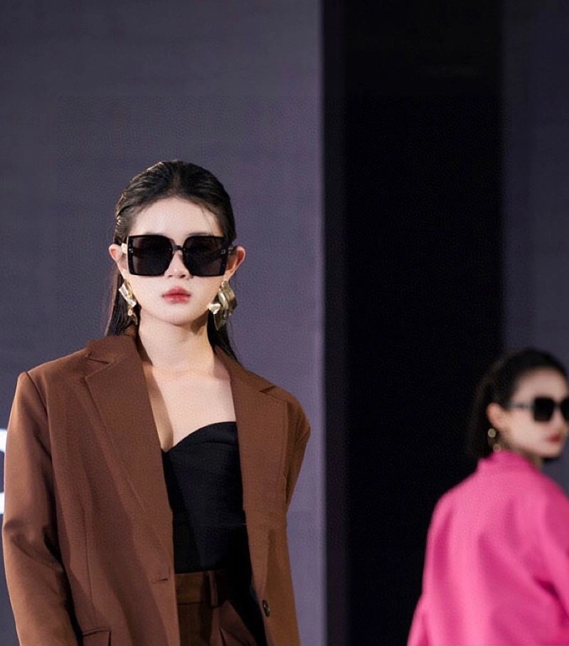 Efficient Christian Dior Sunglasses 278801