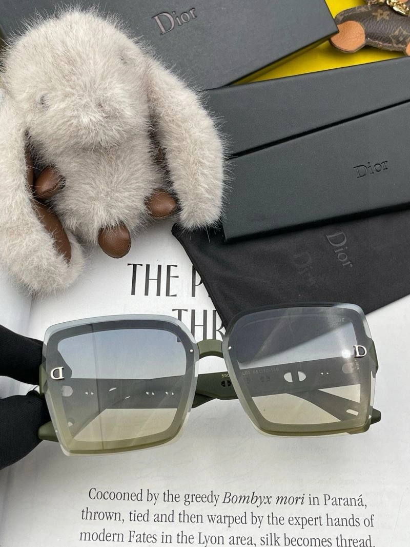 Christian Dior Sunglasses WellDesigned 278784