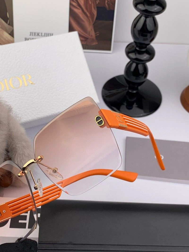 Christian Dior Sunglasses UrbanStyle 278786