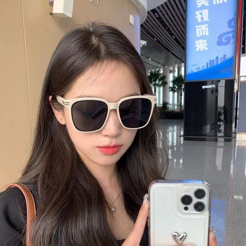 Sophisticated Christian Dior Sunglasses 278773