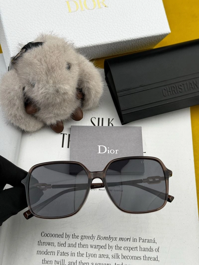 Christian Dior Sunglasses WellDesigned 278772
