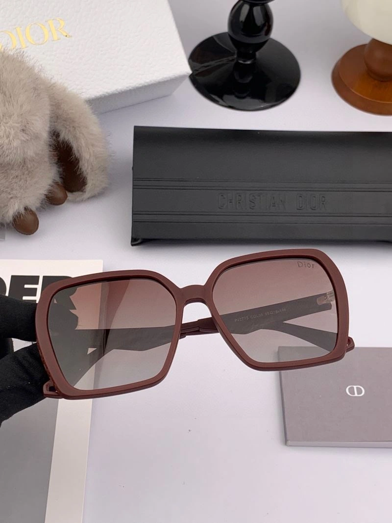 Christian Dior Sunglasses Elegant 278758