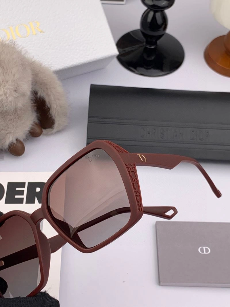 Christian Dior Sunglasses Elegant 278758