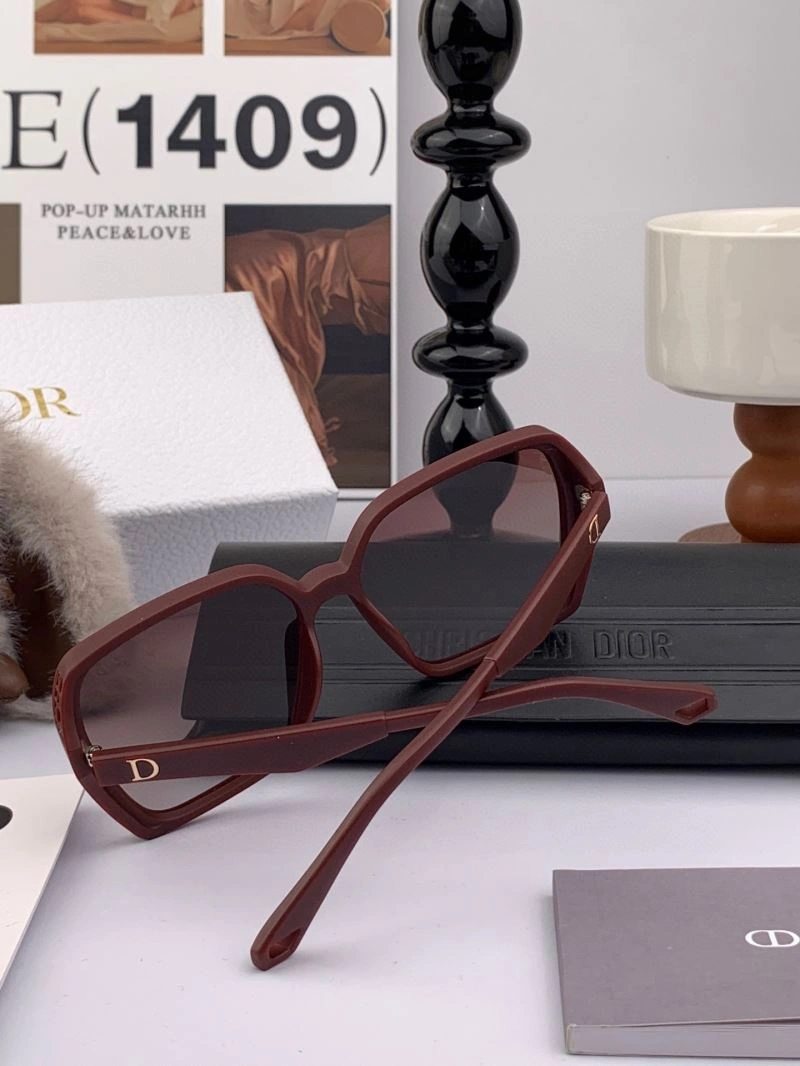Christian Dior Sunglasses Elegant 278758