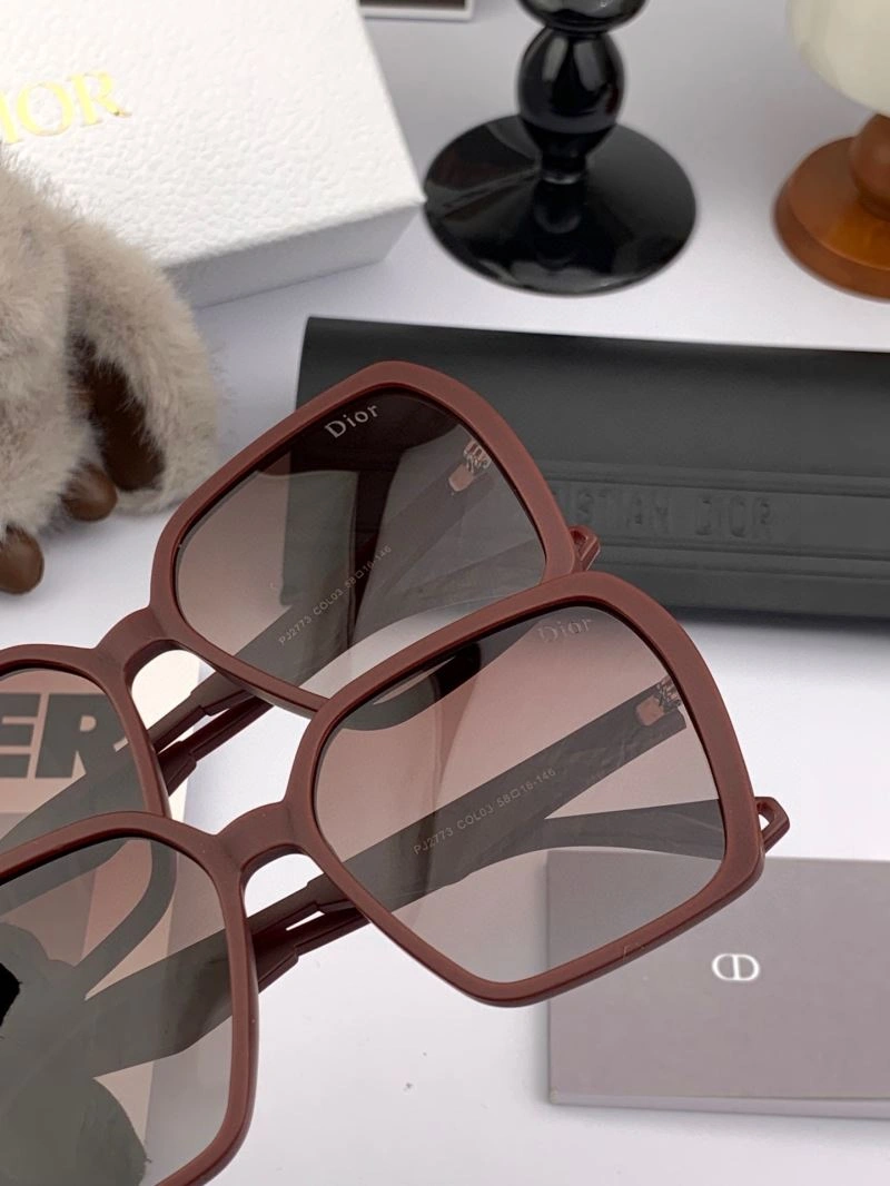 Christian Dior Sunglasses Elegant 278758
