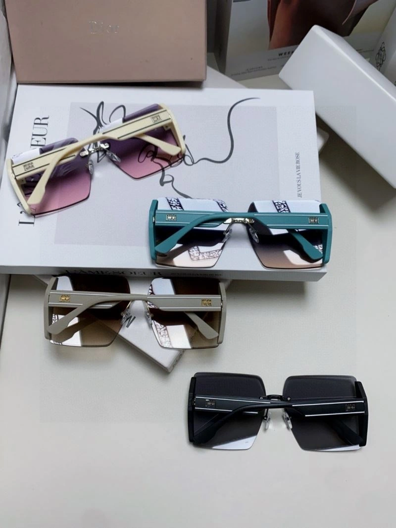Vibrant Christian Dior Sunglasses 278768
