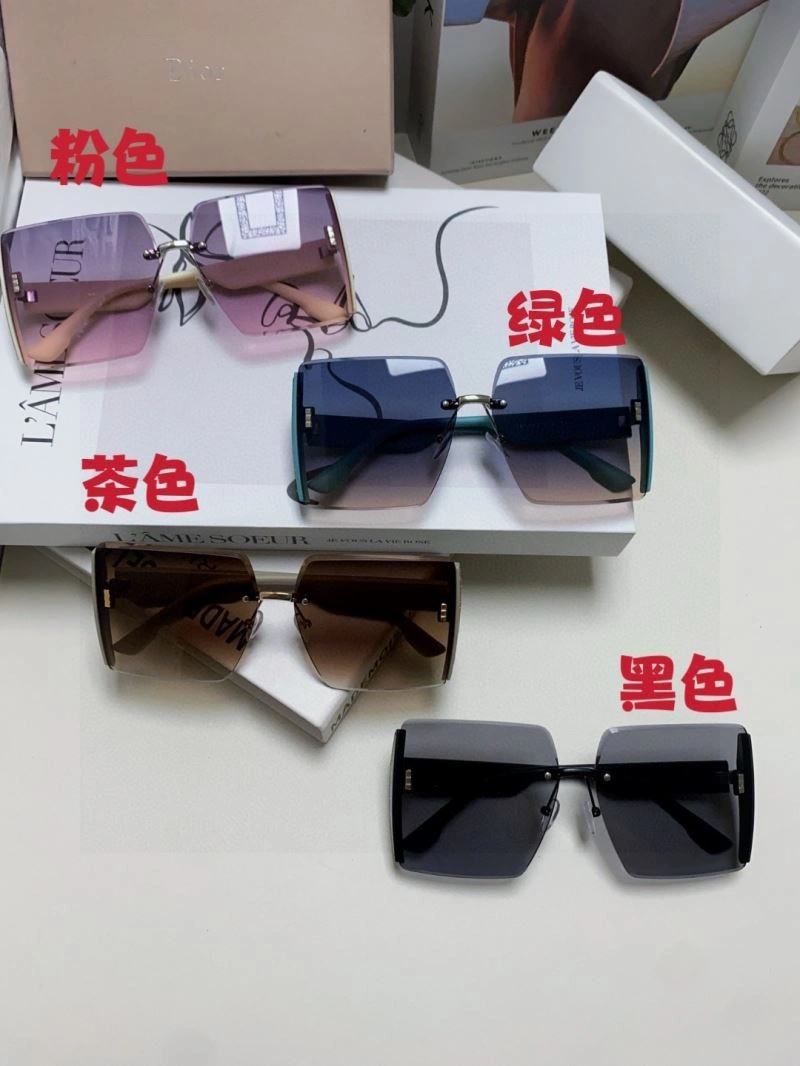Vibrant Christian Dior Sunglasses 278768