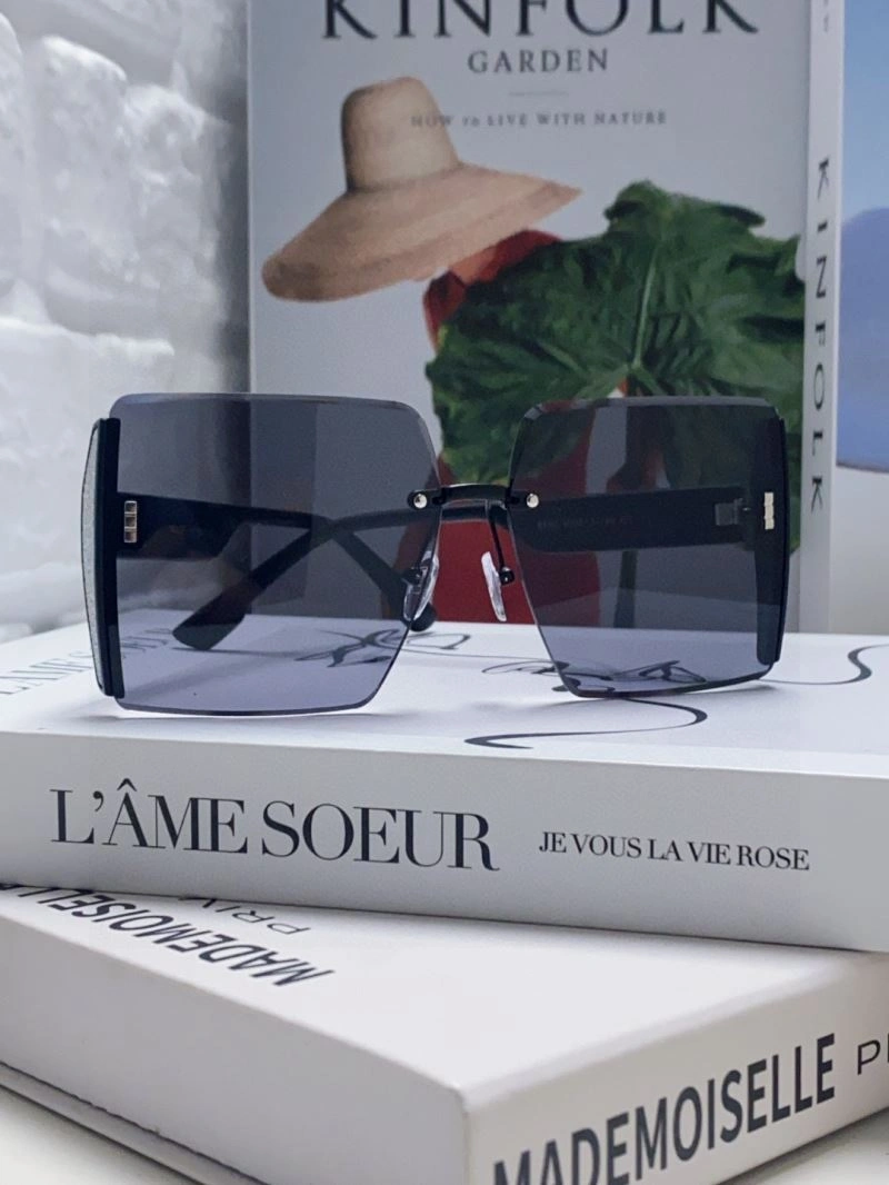 Vibrant Christian Dior Sunglasses 278768