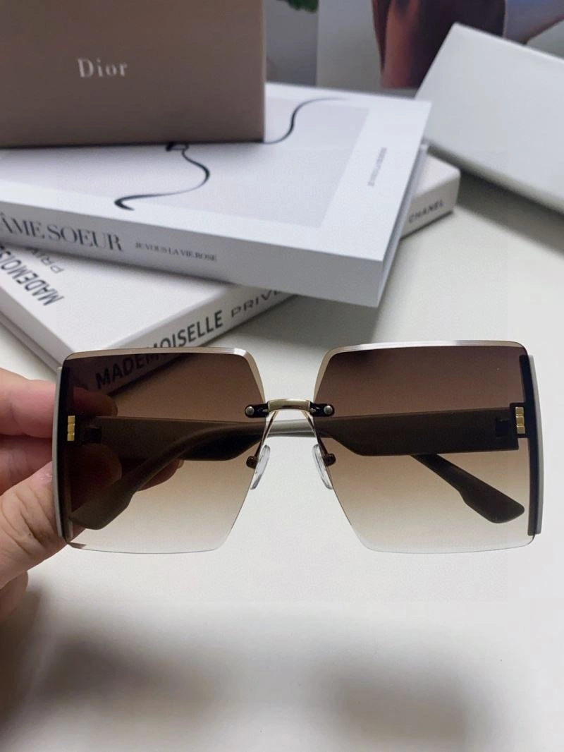 Youthful Christian Dior Sunglasses 278743