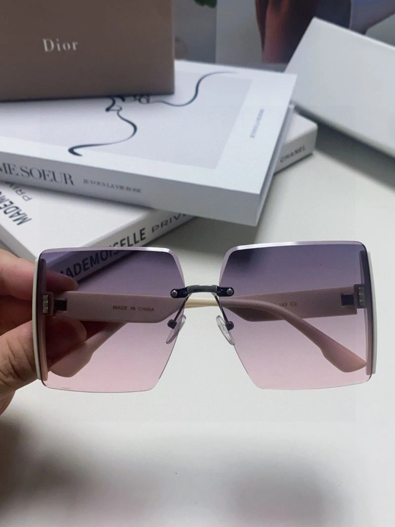 Christian Dior Sunglasses Refined 278739
