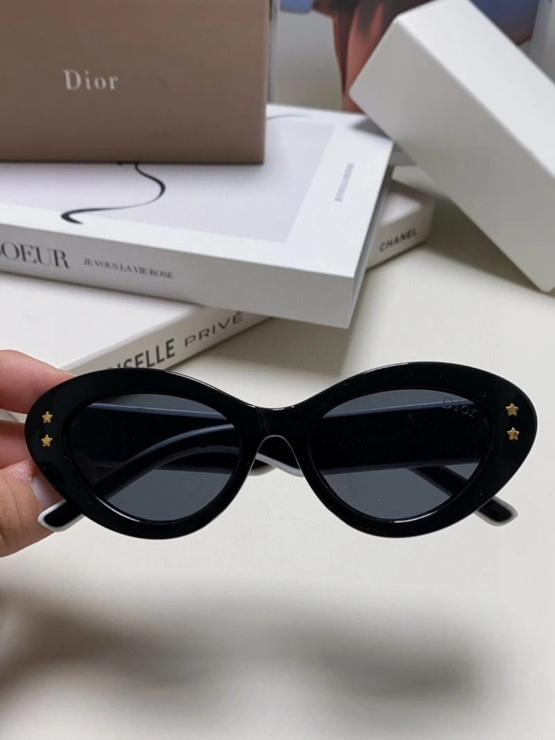 Christian Dior Sunglasses Sophisticated 278752