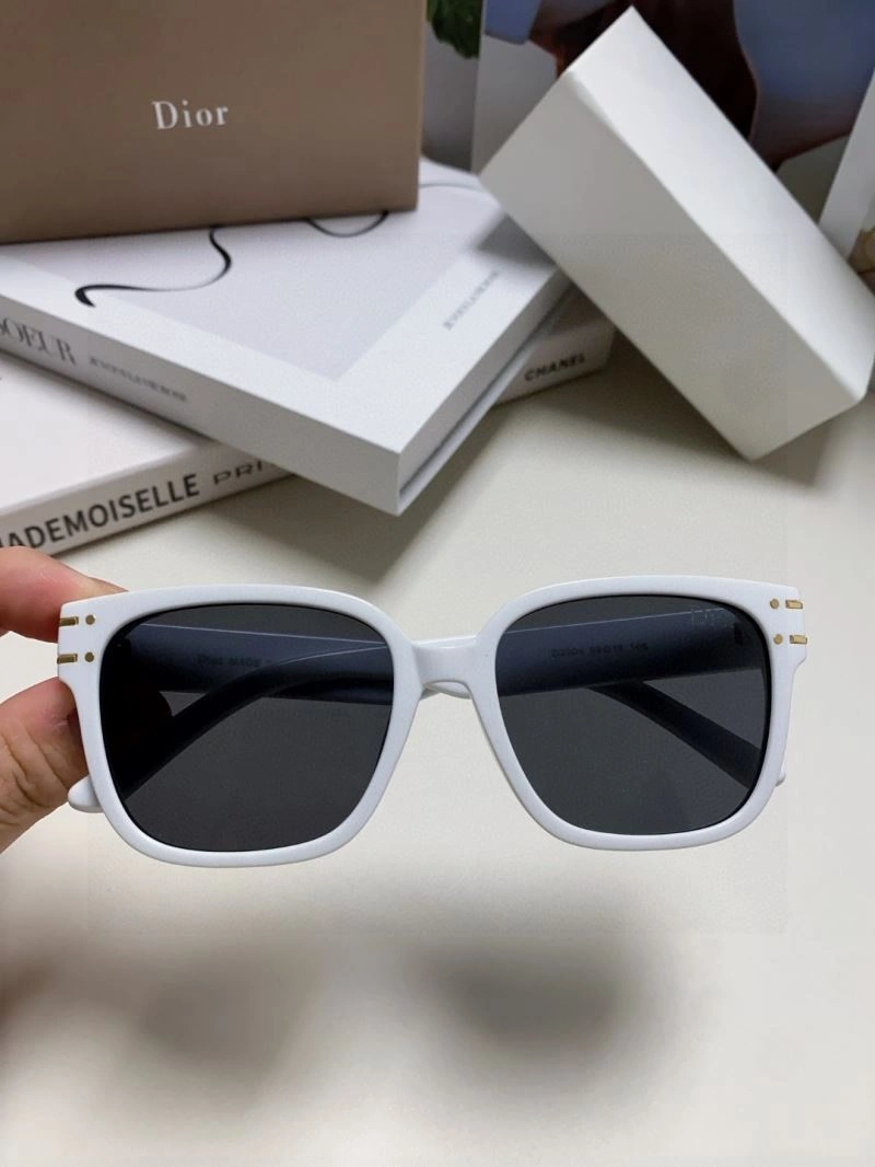 Snug Christian Dior Sunglasses 278753