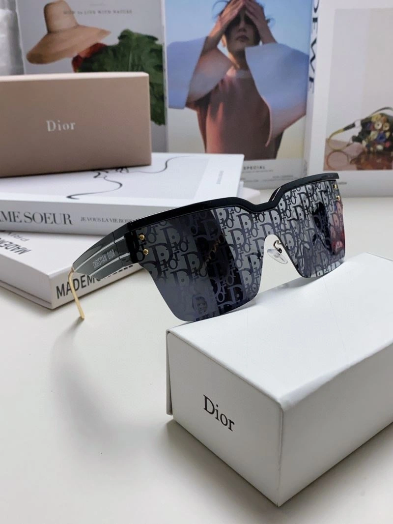 Christian Dior Sunglasses Resilient 278745