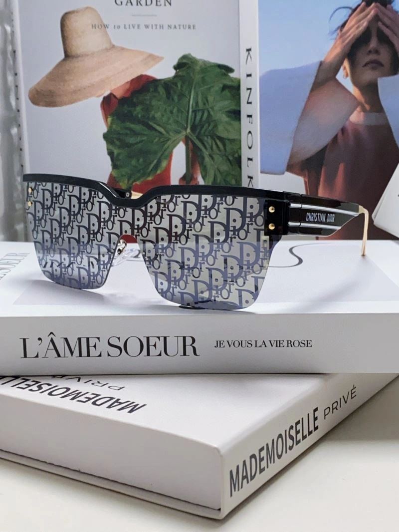 Christian Dior Sunglasses Resilient 278745