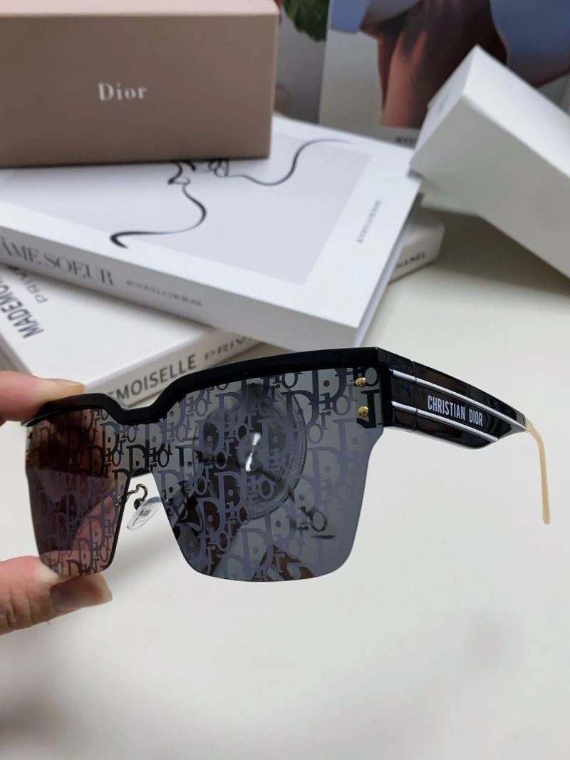 Christian Dior Sunglasses Resilient 278745