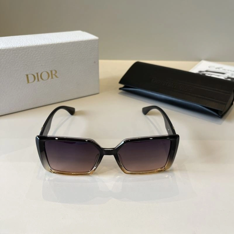 Christian Dior Sunglasses Elegant 278764