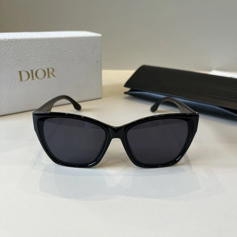 Cozy Christian Dior Sunglasses 278765