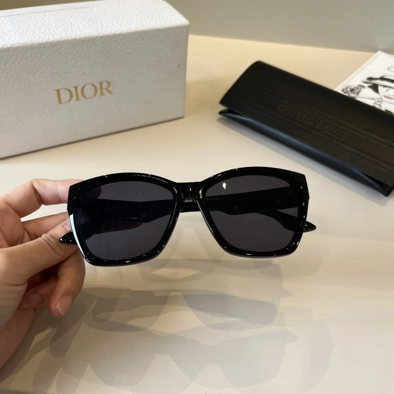 Cozy Christian Dior Sunglasses 278765