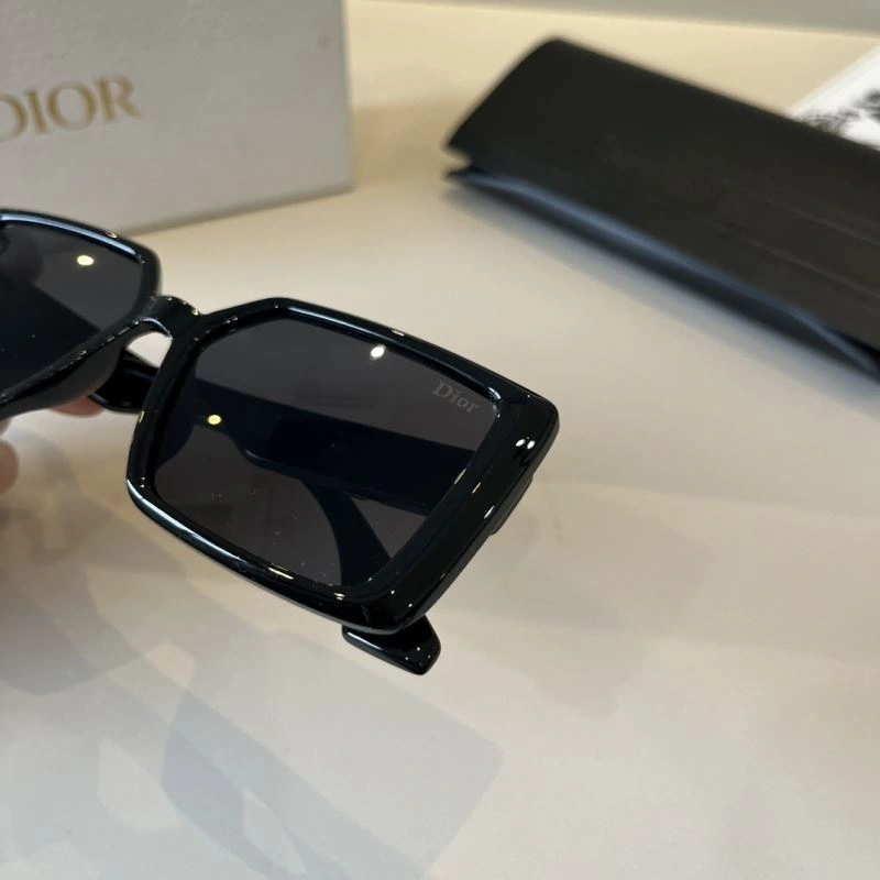 MoistureWicking Christian Dior Sunglasses 278736