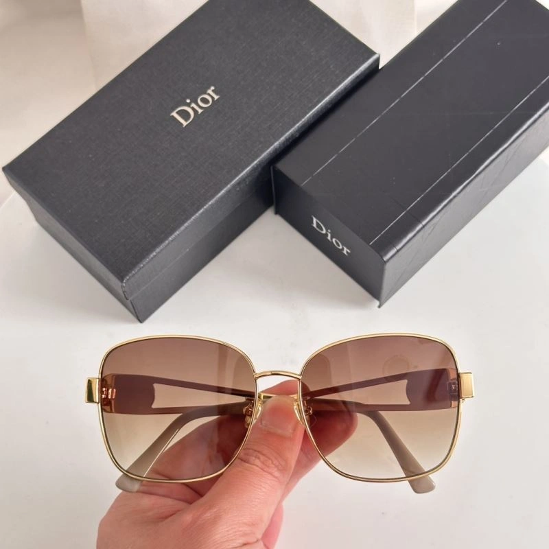 Lightweight Christian Dior Sunglasses 278737