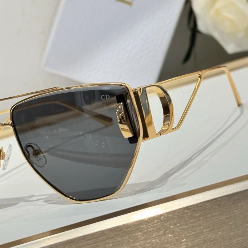 Modern Christian Dior Sunglasses 278956