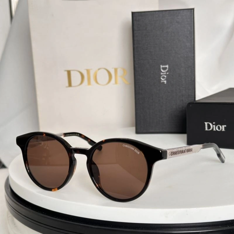 Tailored Christian Dior Sunglasses 278971