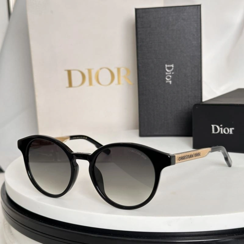 Tailored Christian Dior Sunglasses 278971