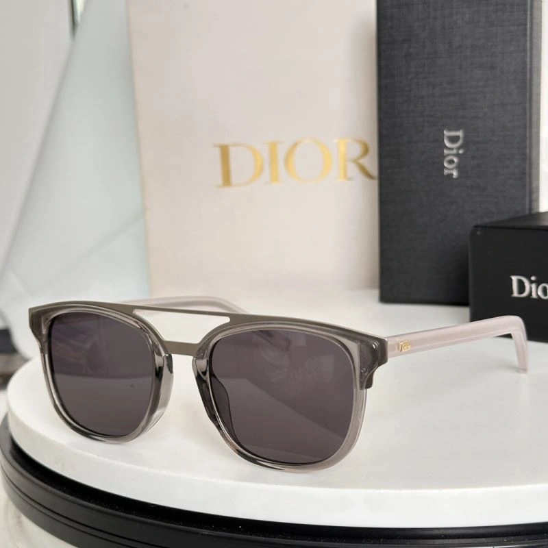 Christian Dior Sunglasses Resilient 278947
