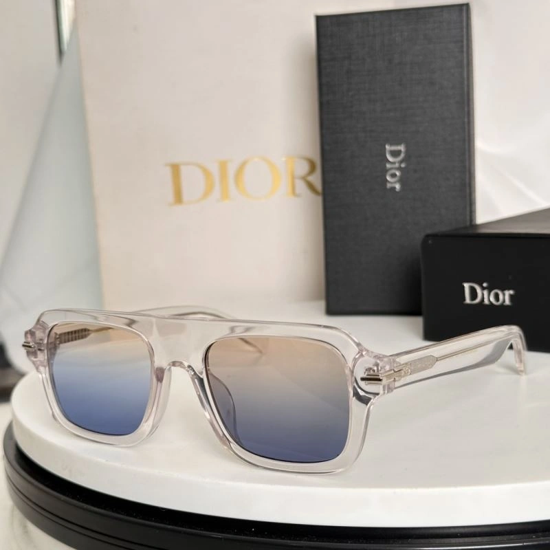 Bold Christian Dior Sunglasses 278944