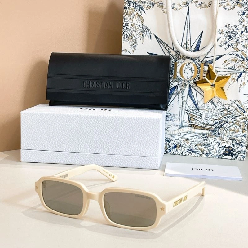 Comfortable Christian Dior Sunglasses 278932