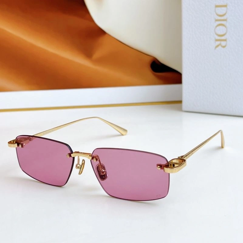 Stylish Christian Dior Sunglasses 278902