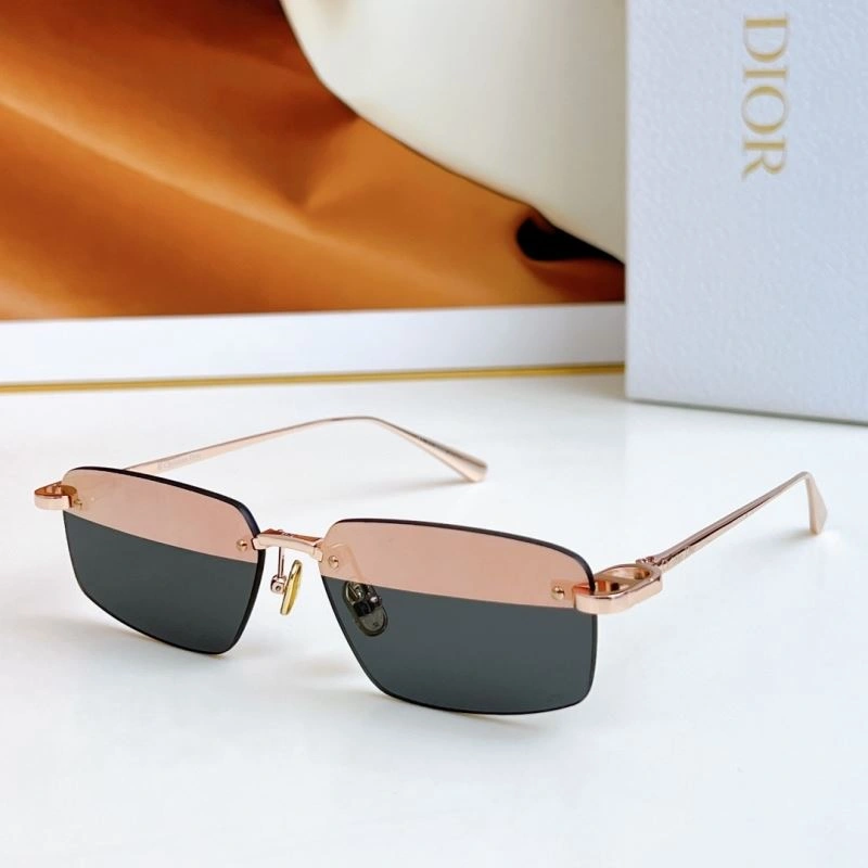 Stylish Christian Dior Sunglasses 278902