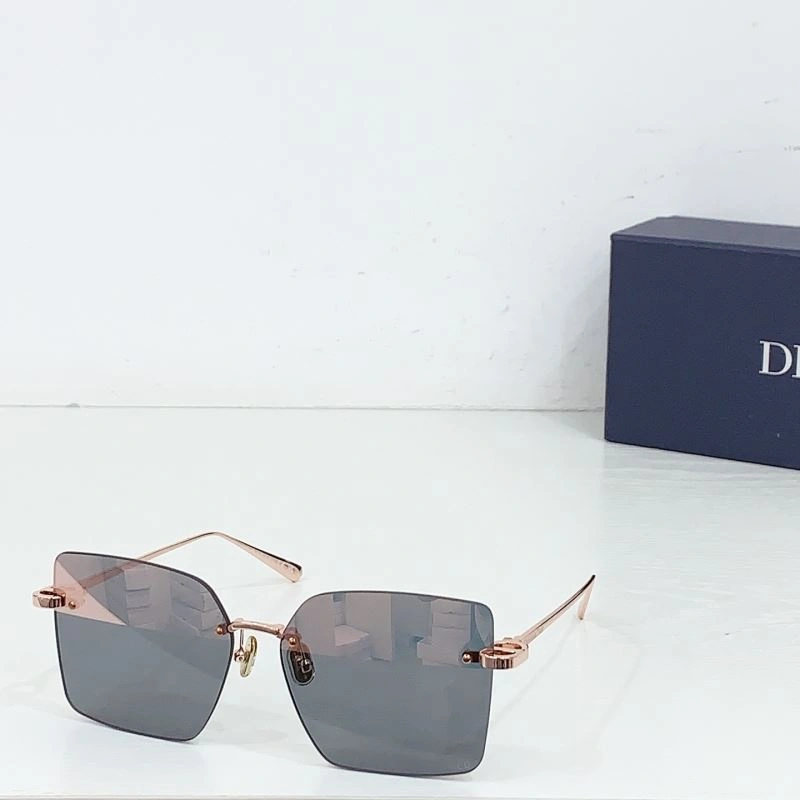 Christian Dior Sunglasses Premium 278922