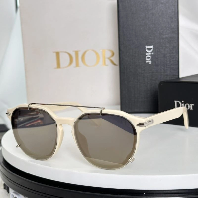 Christian Dior Sunglasses Casual 278903