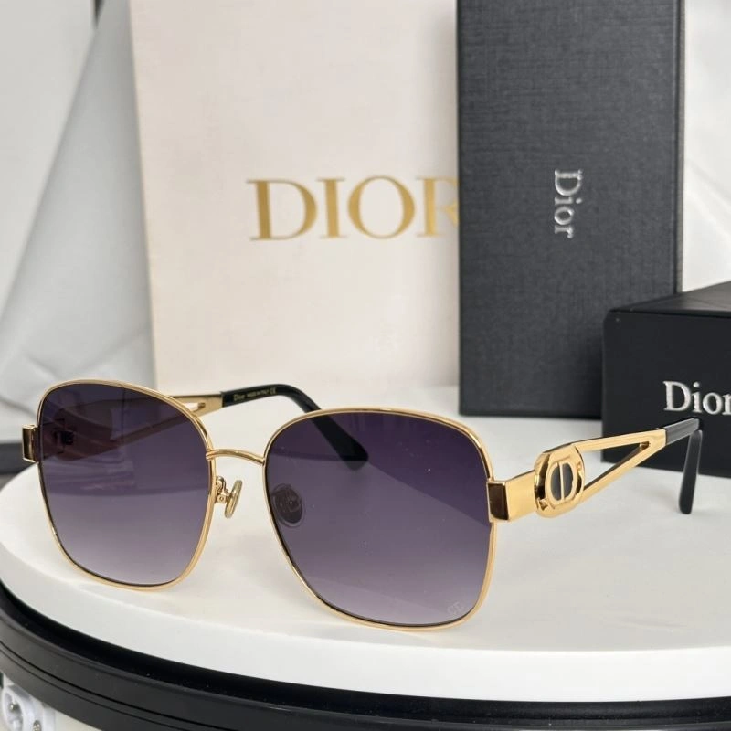 Sustainable Christian Dior Sunglasses 278895