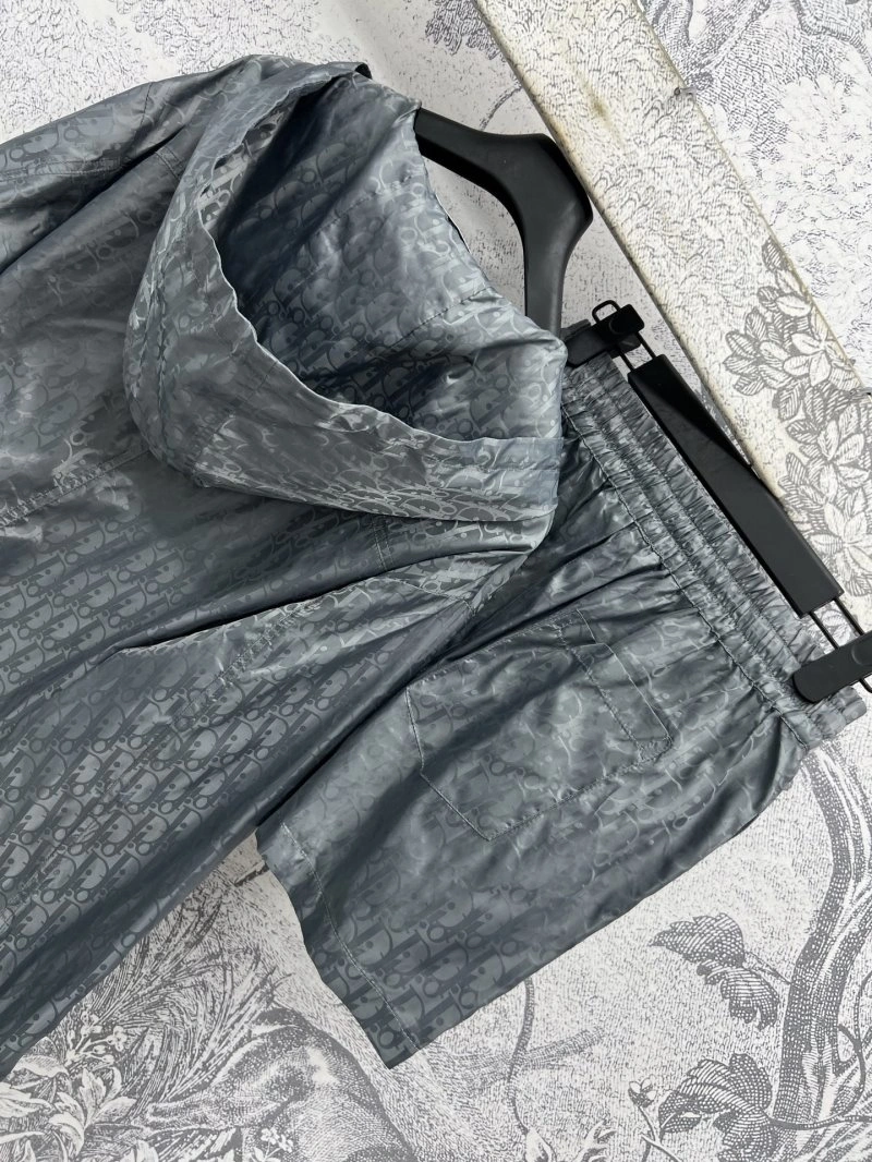 Flexible Christian Dior Sunscreen Jacket 111980