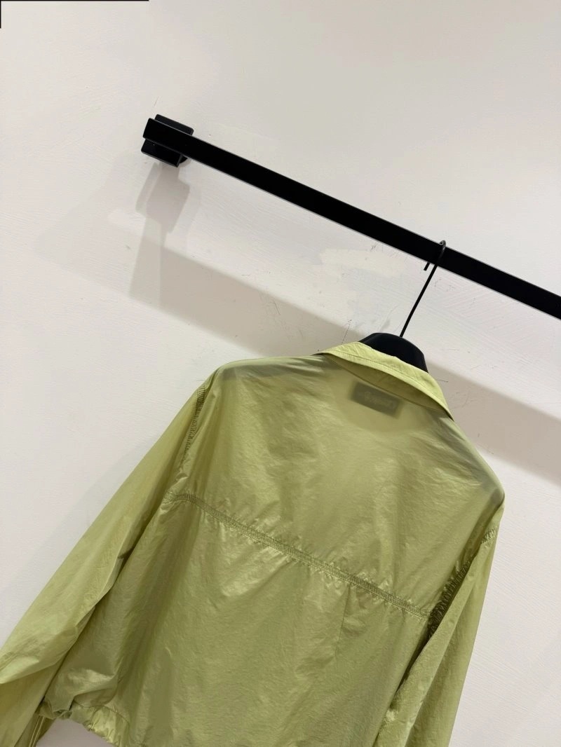 Snug Christian Dior Sunscreen Jacket 113679
