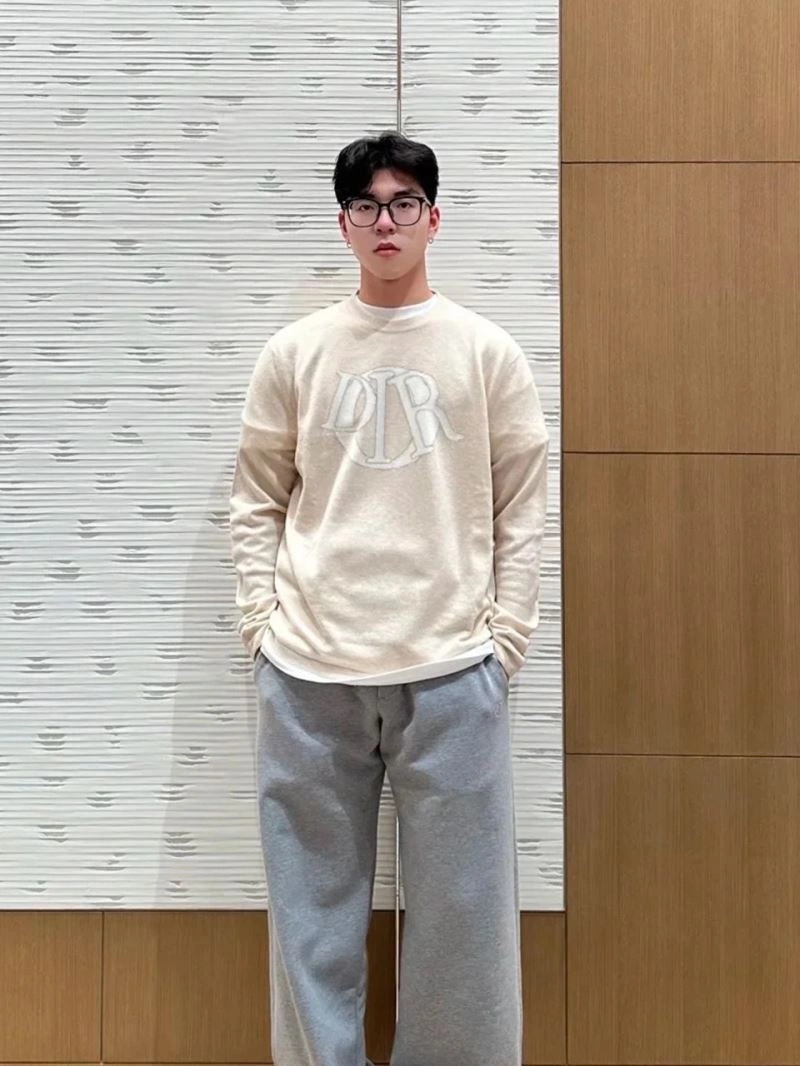 Christian Dior Sweaters Upgraded 117471