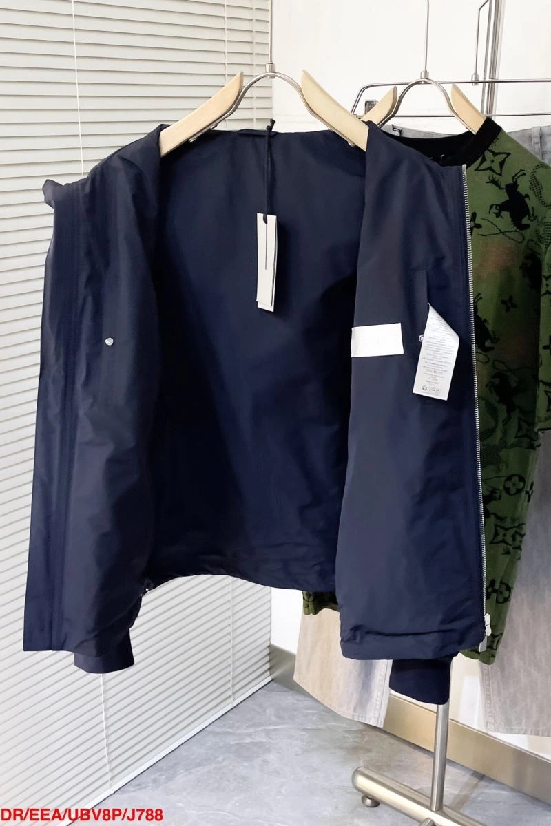 Versatile Christian Dior Sweaters 117710