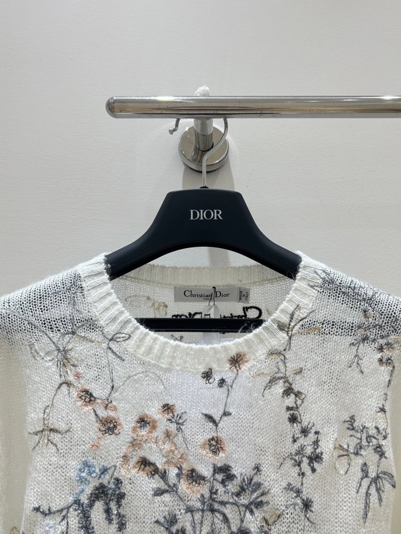 OnTrend Christian Dior Sweaters 112794