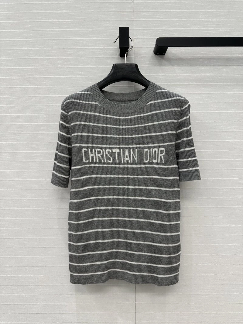 Christian Dior Sweaters Minimalist 113682