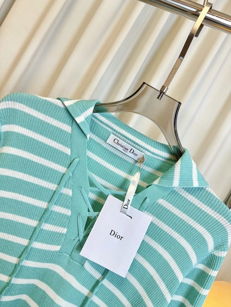 WrinkleFree Christian Dior Sweaters 113674