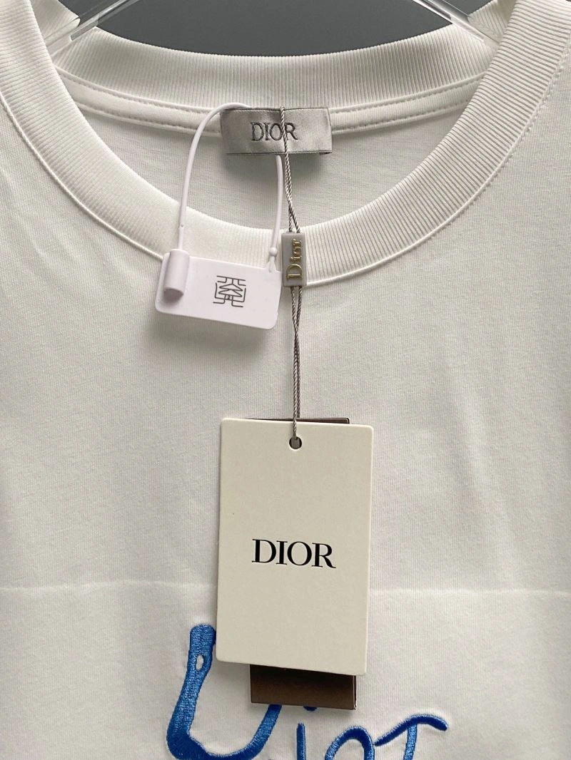 Sustainable Christian Dior T-Shirts 117606