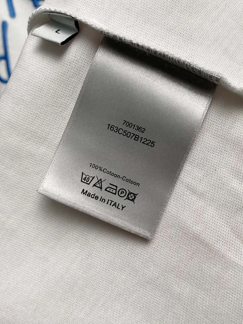 Sustainable Christian Dior T-Shirts 117606