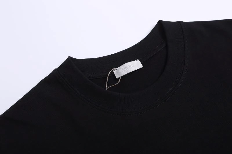 Effortless Christian Dior T-Shirts 114773