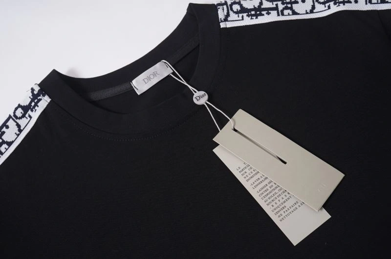 Modern Christian Dior T-Shirts 114750