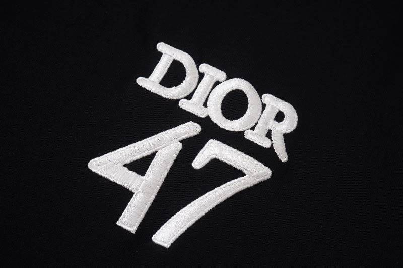 Christian Dior T-Shirts Trendsetting 114752